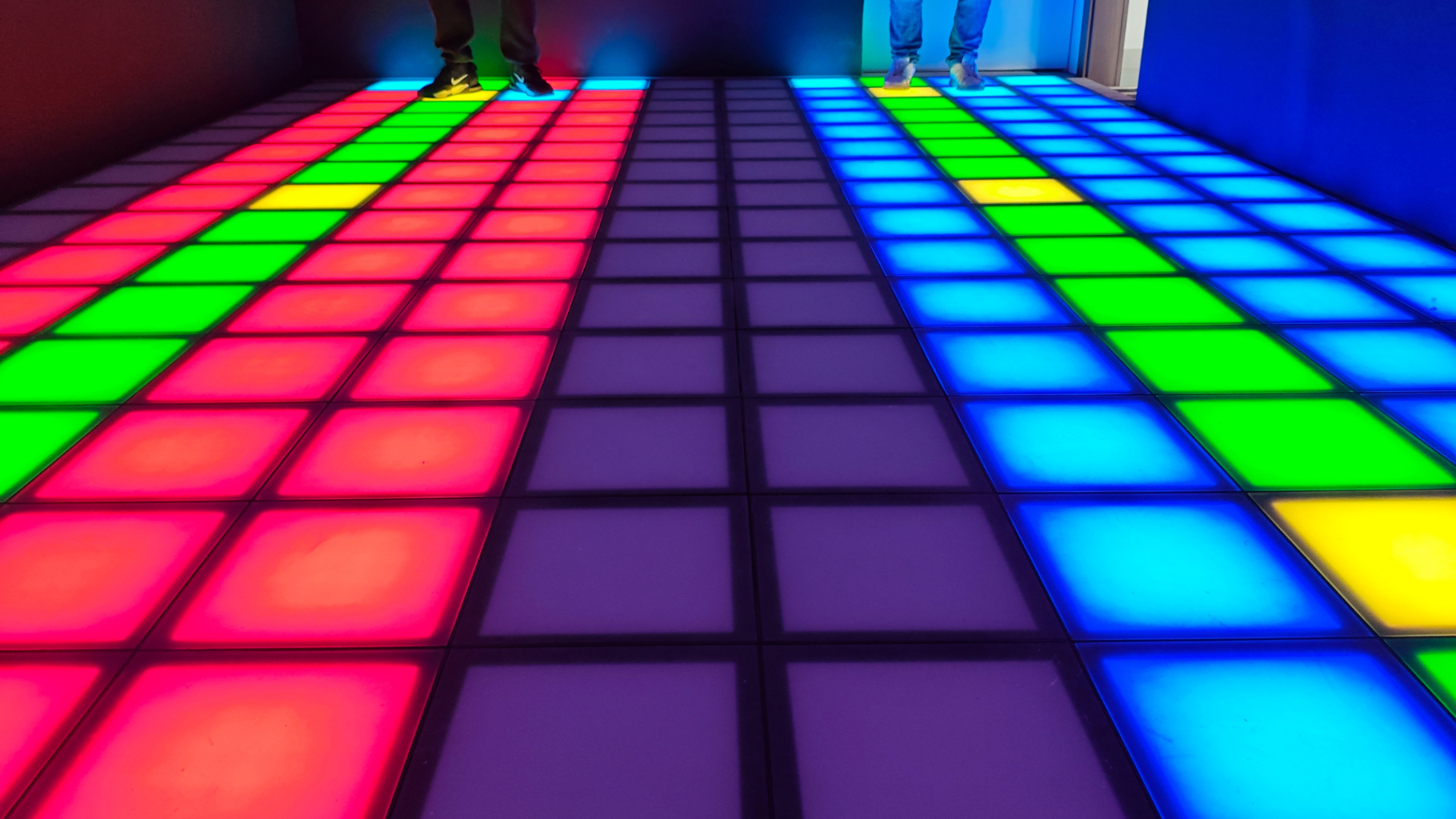 PIXELAND - Interaktív LED-játék